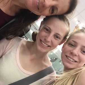 Meet your Posher, Chloe